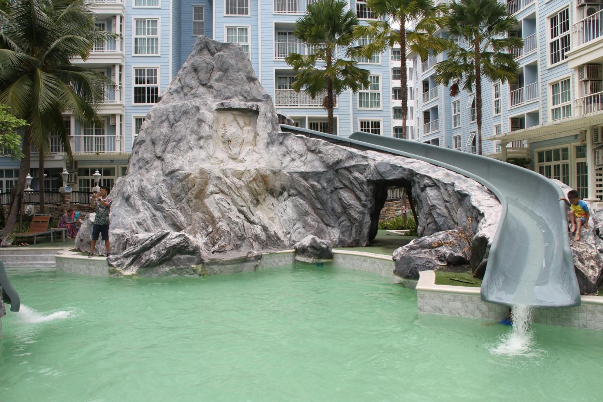 Grand Florida芭提雅带免费游泳池温泉桑拿浴和健身房瑜伽室私家海滩公寓e206 Na Chom Thian Extérieur photo