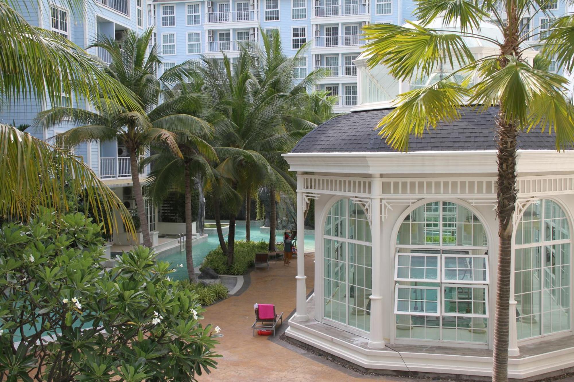Grand Florida芭提雅带免费游泳池温泉桑拿浴和健身房瑜伽室私家海滩公寓e206 Na Chom Thian Extérieur photo